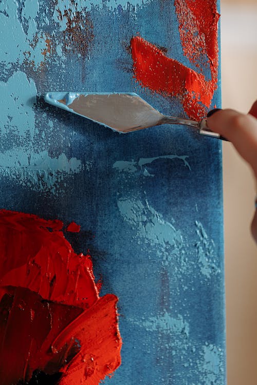 From Blank Canvas to Bright Ideas: Boosting Creativity with Paint